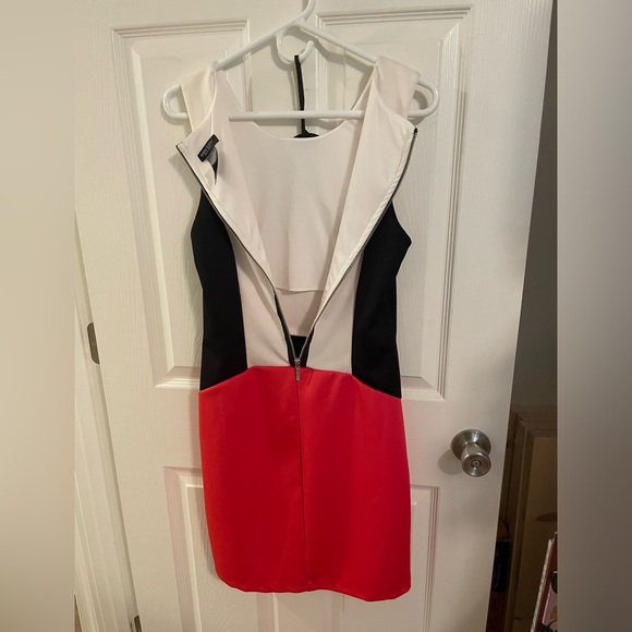 Mrs. Incredible Halloween Costume - Picture 5 of 5